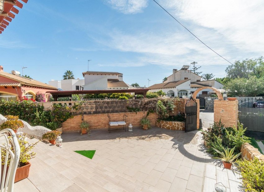 Venta - Villa -
Orihuela Costa - Punta Prima