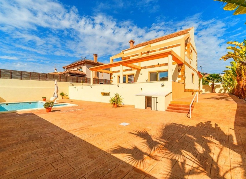 Venta - Villa -
Torrevieja - Aguas nuevas 2
