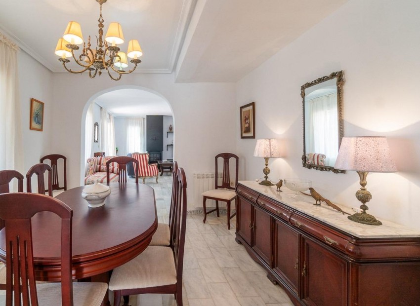 Venta - Villa -
Torrevieja - La Mata