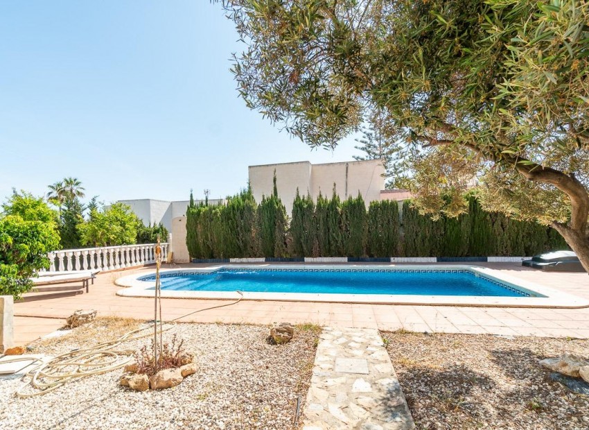 Venta - Villa -
Torrevieja - La Mata