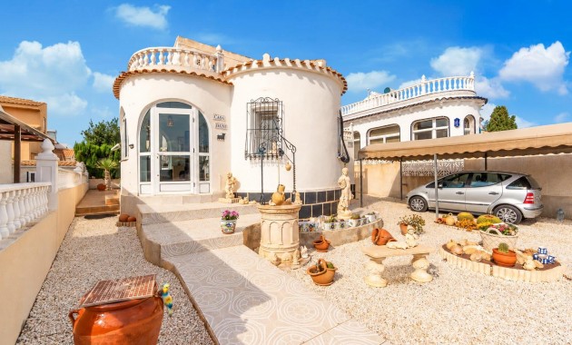 Villa - Resale - Orihuela Costa - La Florida