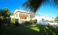 Villa - Resale -
            Torrevieja - 1627