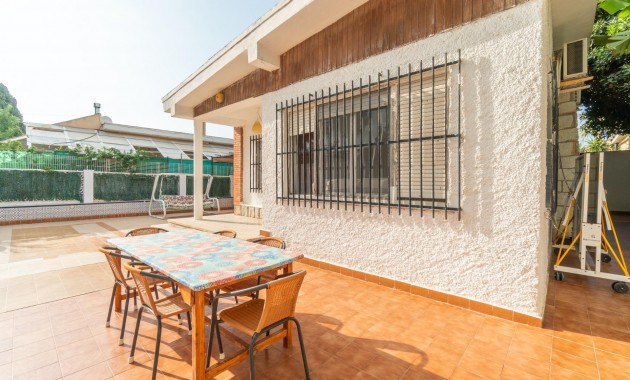 Villa - Resale - Torrevieja - Aguas nuevas 1