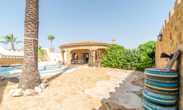 Villa - Resale - Torrevieja - Los altos