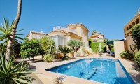 Villa - Sale -
            Villamartín-Las Filipinas - UB1946