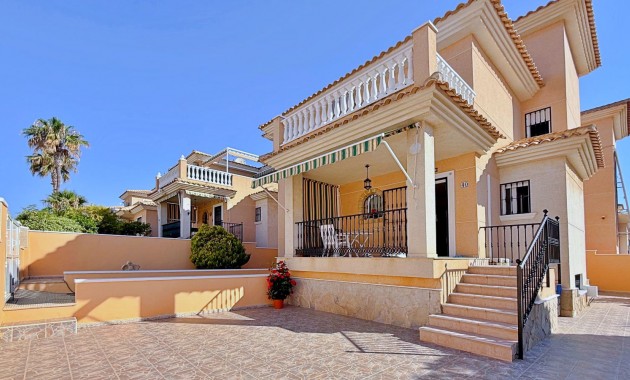 Villa - Venta - Orihuela - Orihuela Costa