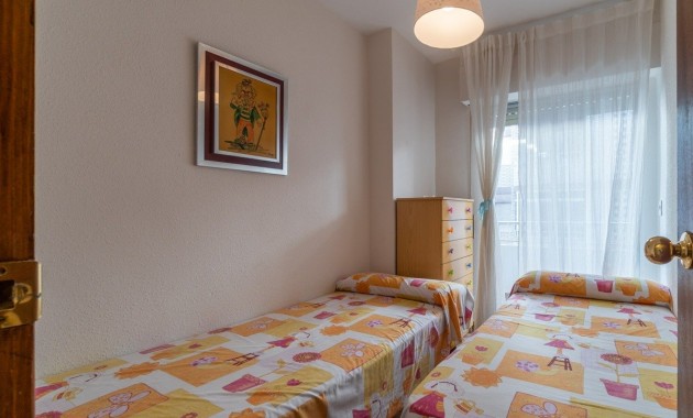 Resale - Wohnung -
Torrevieja - Playa del cura