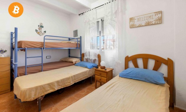 Resale - Chalet -
Orihuela Costa - Playa Flamenca