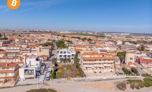 Resale - Terraced house -
Pilar de la Horadada - La Torre de la Horadada