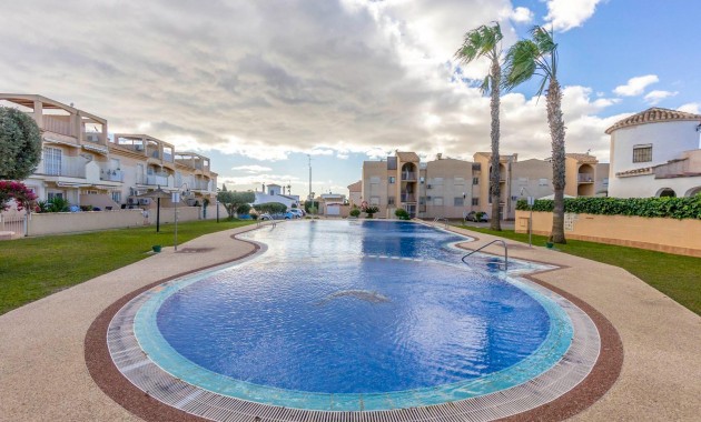 Resale - Bungalow -
Orihuela Costa - Las Mimosas