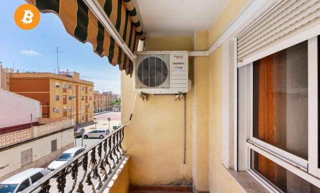 Resale - Wohnung -
Torrevieja - Centro