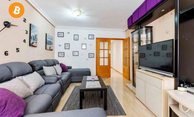 Resale - Wohnung -
Torrevieja - Centro