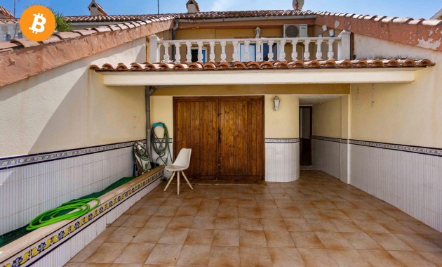 Resale - Villa -
Torrevieja - Los balcones