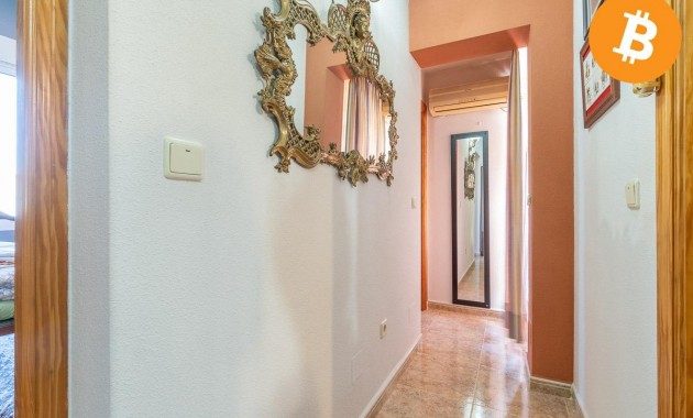 Resale - Terraced house -
Torrevieja - Lago jardin
