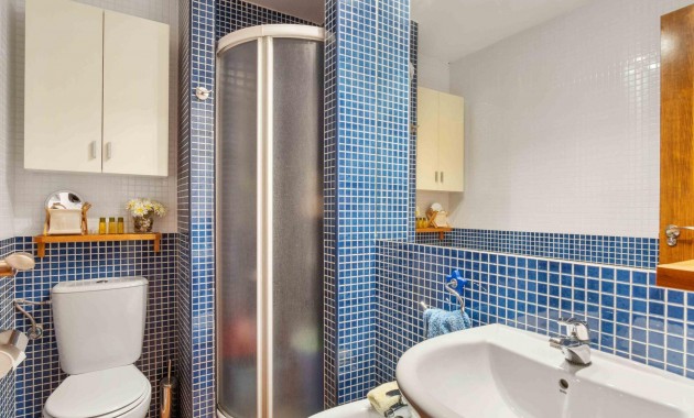 Resale - Bungalow -
Torrevieja - Punta prima