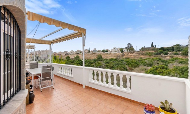 Resale - Villa -
Orihuela Costa - Villamartin