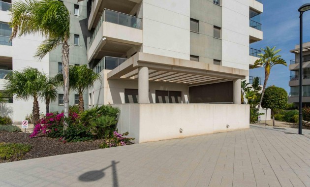 Resale - Wohnung -
Orihuela Costa - Villamartin