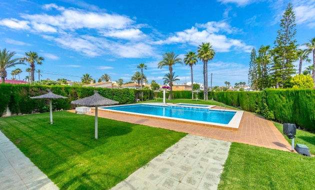 Venta - Flat -
Orihuela Costa - Playa Flamenca