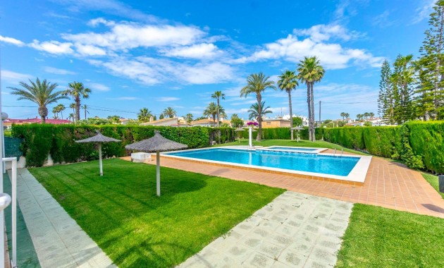 Resale - Flat -
Orihuela Costa - Playa Flamenca