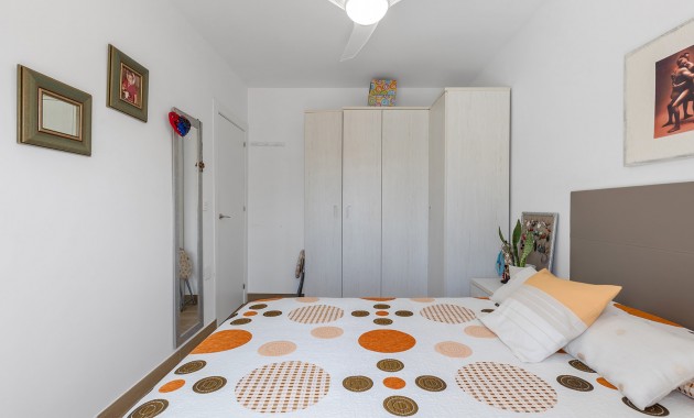 Resale - Wohnung -
Orihuela Costa - La Zenia