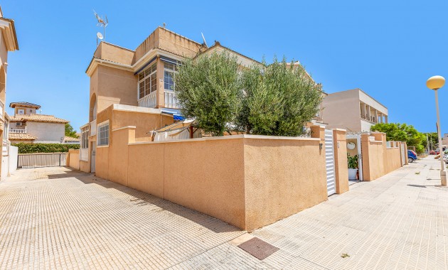 Venta - Apartamento -
Orihuela Costa - La Zenia