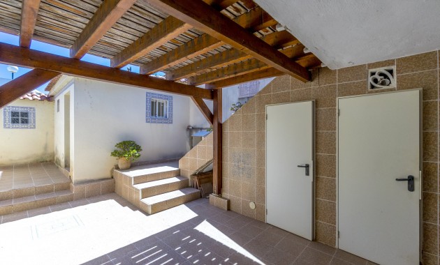 Venta - Townhouse -
Los Balcones - Los Altos del Edén - Los Balcones