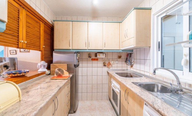 Resale - Terraced house -
Torrevieja - Los Frutales