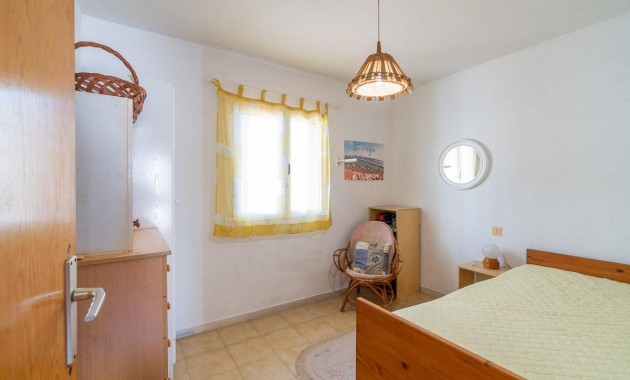 Resale - Terraced house -
Torrevieja - Los Frutales