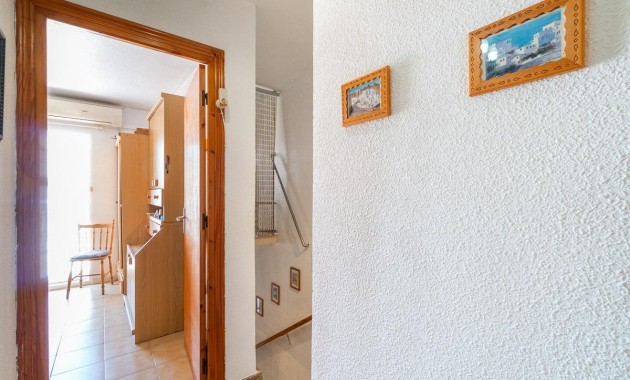 Resale - Terraced house -
Torrevieja - Los Frutales