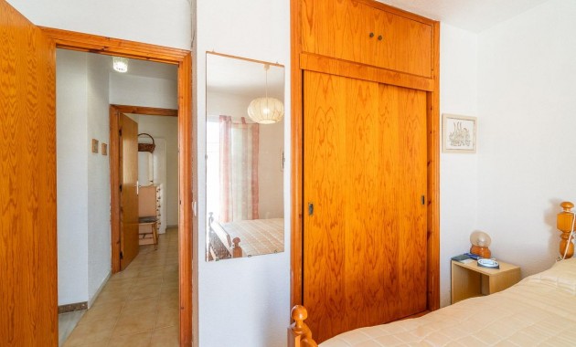 Sale - Terraced house -
Torrevieja - Los Frutales