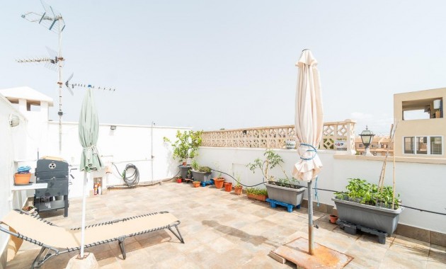 Resale - Wohnung -
Orihuela Costa - La Zenia