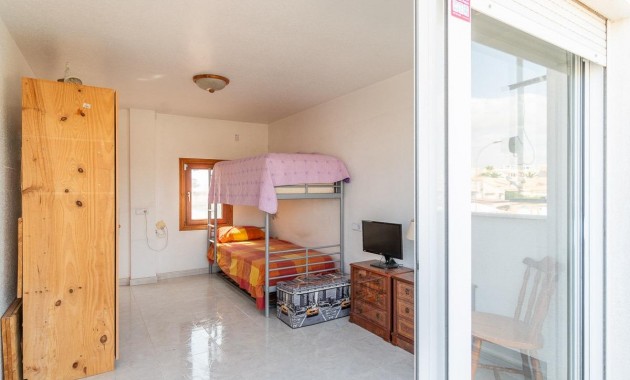 Resale - Villa -
Orihuela Costa - La Florida