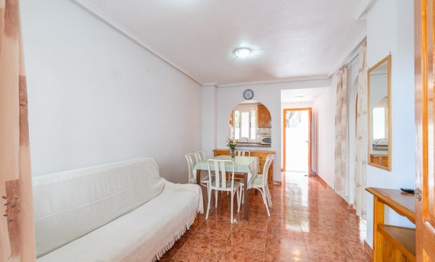 Resale - Wohnung -
Torrevieja - Nueva Torrevieja