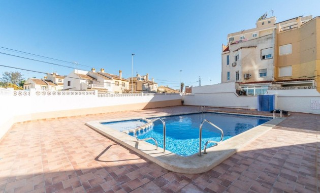 Resale - Wohnung -
Torrevieja - Nueva Torrevieja