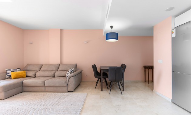 Resale - Wohnung -
Punta Prima - La Recoleta