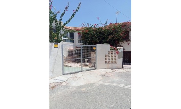 Sale - Semi -
Orihuela Costa - Punta Prima