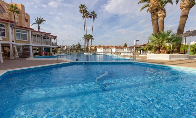 Resale - Villa -
Torrevieja - Aguas nuevas 1