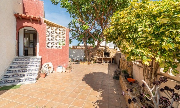 Venta - Villa -
Orihuela Costa - Punta Prima