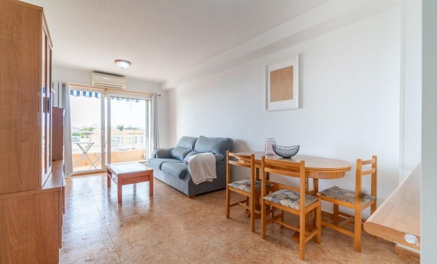 Venta - Apartamento -
Orihuela Costa - Campoamor