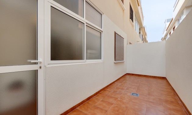 Resale - Bungalow -
Torrevieja - Sector 25