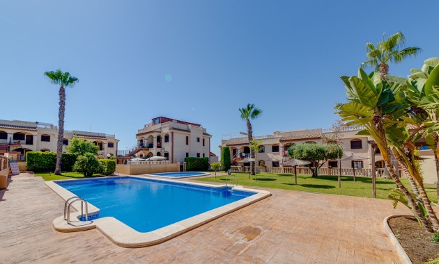 Resale - Bungalow -
Torrevieja - Sector 25