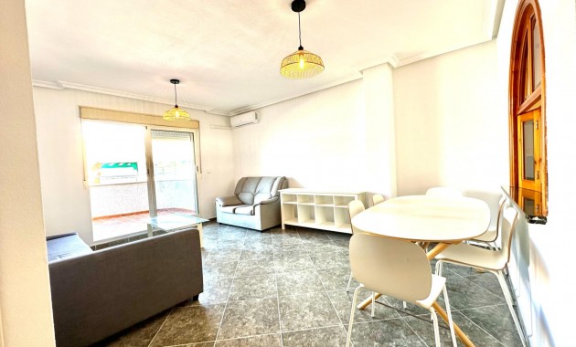 Alquiler a largo plazo - Penthouse -
Torrevieja - Habaneras