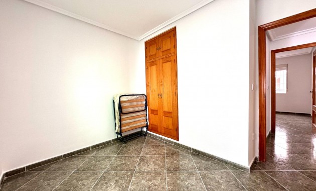 Long time Rental - Penthouse -
Torrevieja - Habaneras