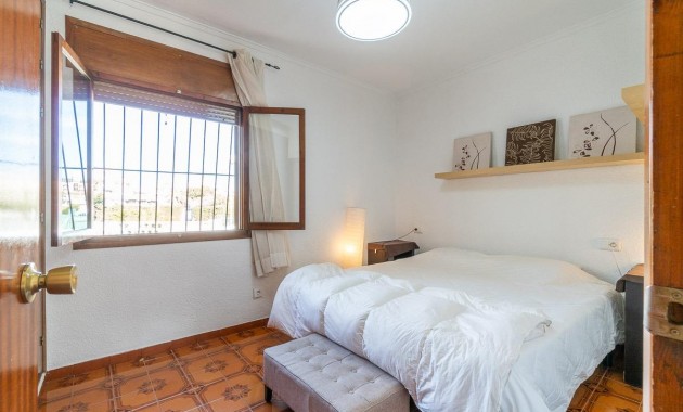 Venta - Villa -
Orihuela Costa - Punta Prima