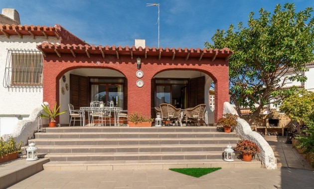 Venta - Villa -
Orihuela Costa - Punta Prima