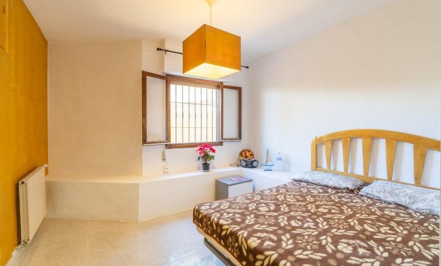 Venta - Villa -
Orihuela Costa - Villamartín-Las Filipinas