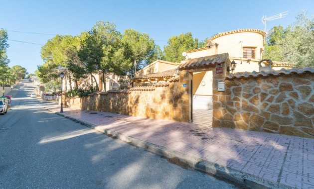 Venta - Villa -
Orihuela Costa - Villamartín-Las Filipinas