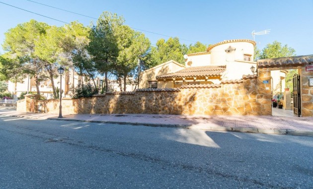 Venta - Villa -
Orihuela Costa - Villamartín-Las Filipinas