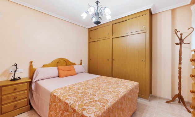 Sale - Apartment -
Torrevieja - Estacion de autobuses