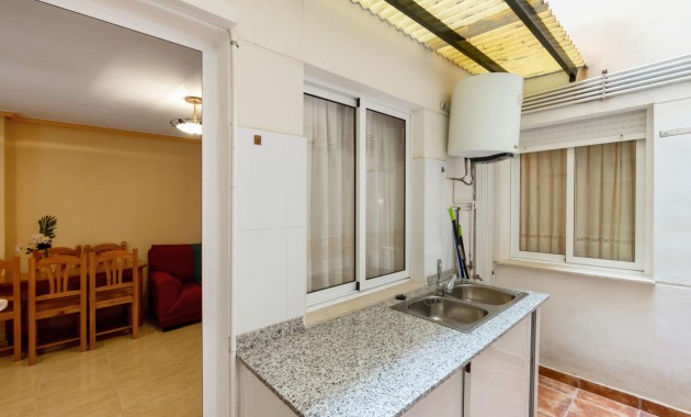 Sale - Apartment -
Torrevieja - Estacion de autobuses